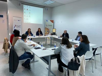 La secretària autonòmica de Turisme advoca per la formació com a element clau per a la consolidació i la competitivitat del turisme del Baix Segura